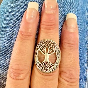 Sterling silver tree of life ring size 10